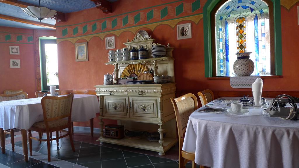 Gosciniec Stara Kuznia Hotel Debska Kuznia Buitenkant foto