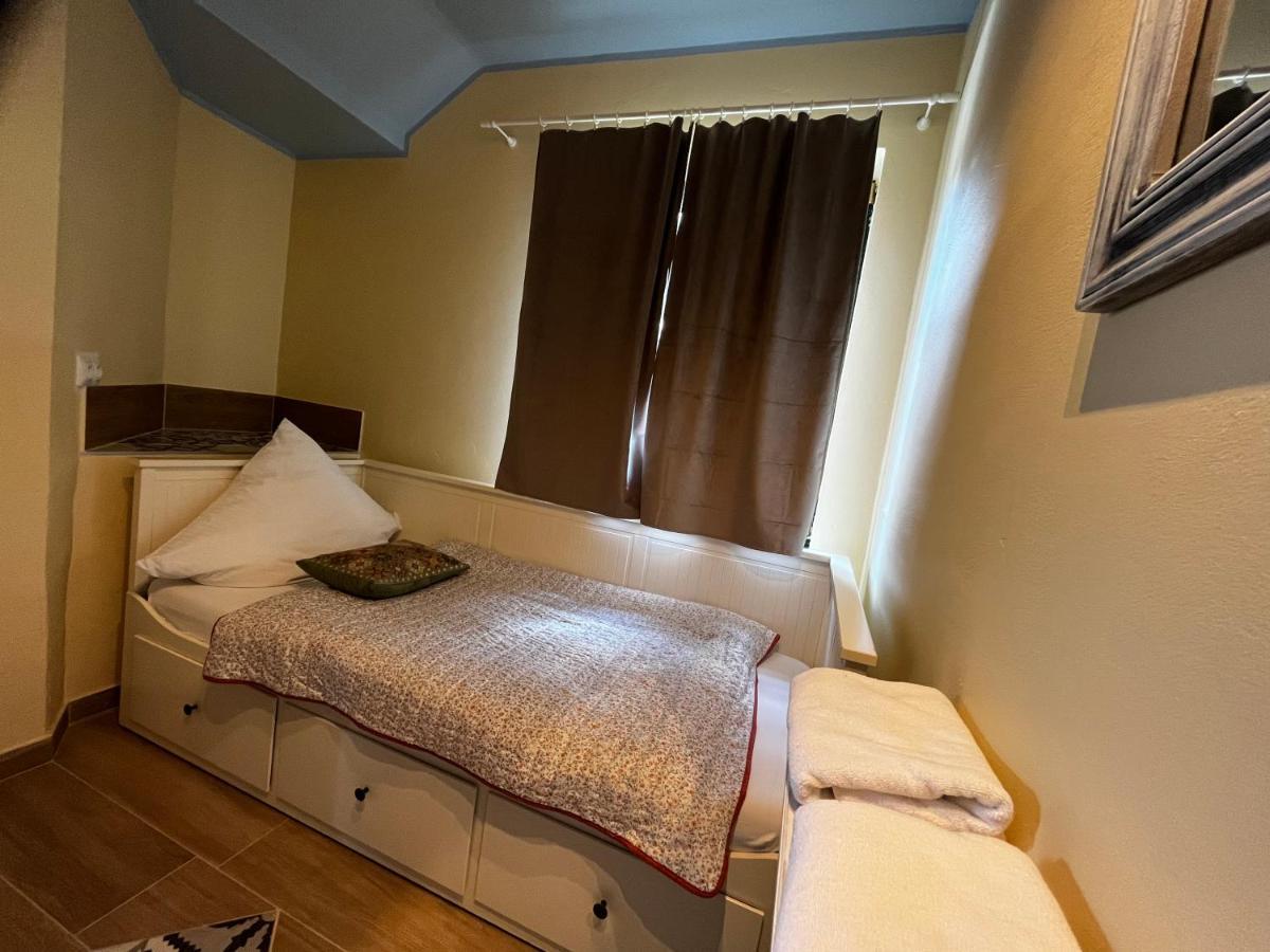 Gosciniec Stara Kuznia Hotel Debska Kuznia Buitenkant foto