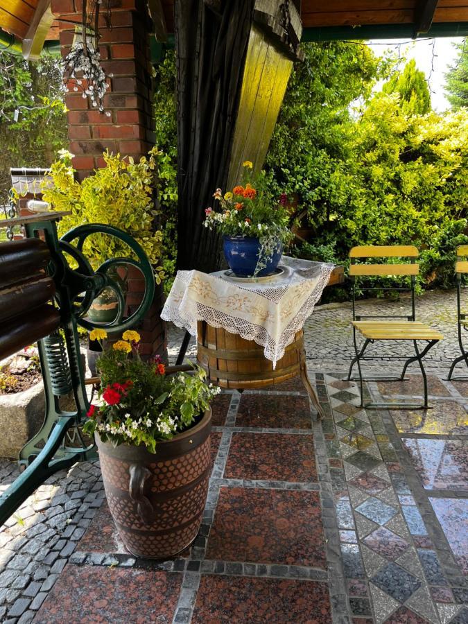 Gosciniec Stara Kuznia Hotel Debska Kuznia Buitenkant foto