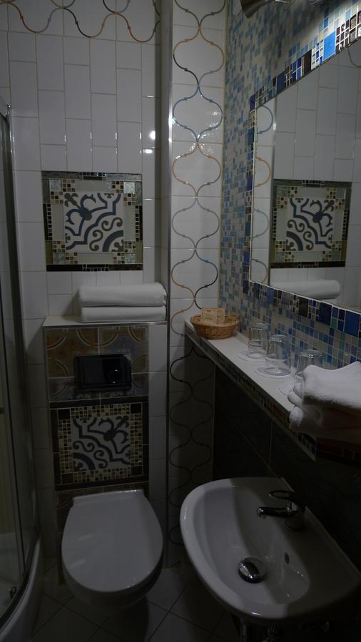 Gosciniec Stara Kuznia Hotel Debska Kuznia Buitenkant foto